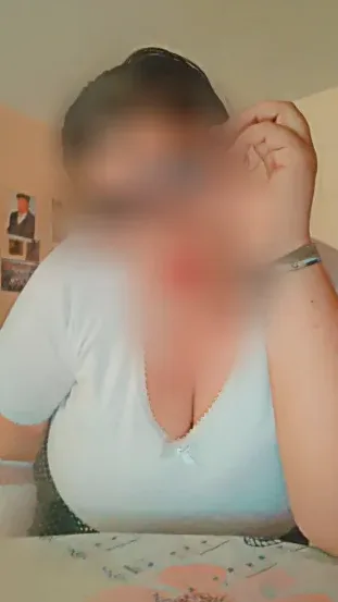 Charlotte, 35