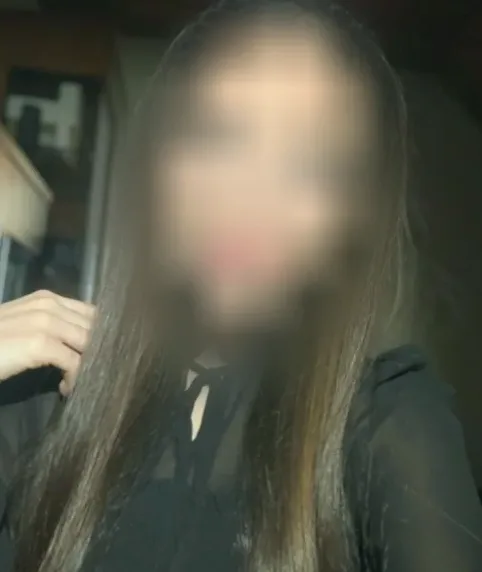 Fatma, 27