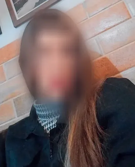 Jasmin, 25