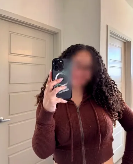 Lea, 31