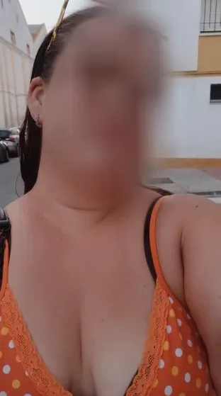 Lisa, 24