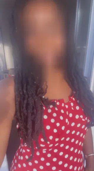 Luisa, 36