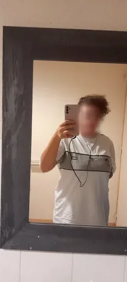 Mira, 31