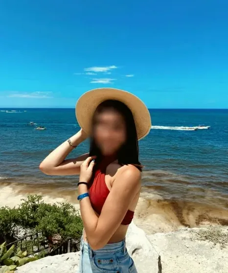 Nadja, 22