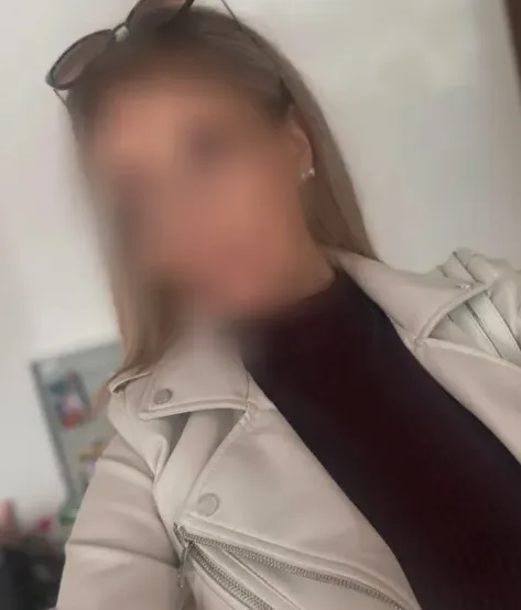 Svenja, 26